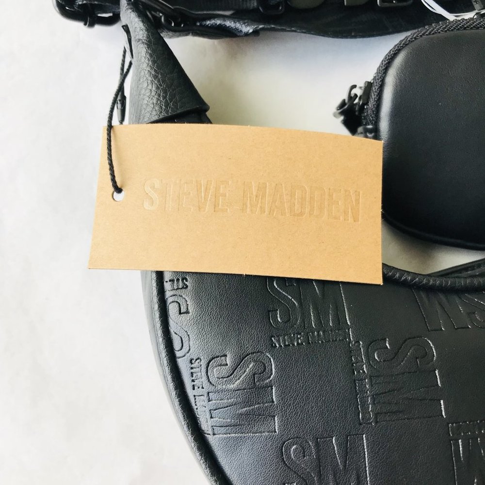 Steve Madden BMELA Crossbody Bag with Airpods Case Black - Picture 9 of 9